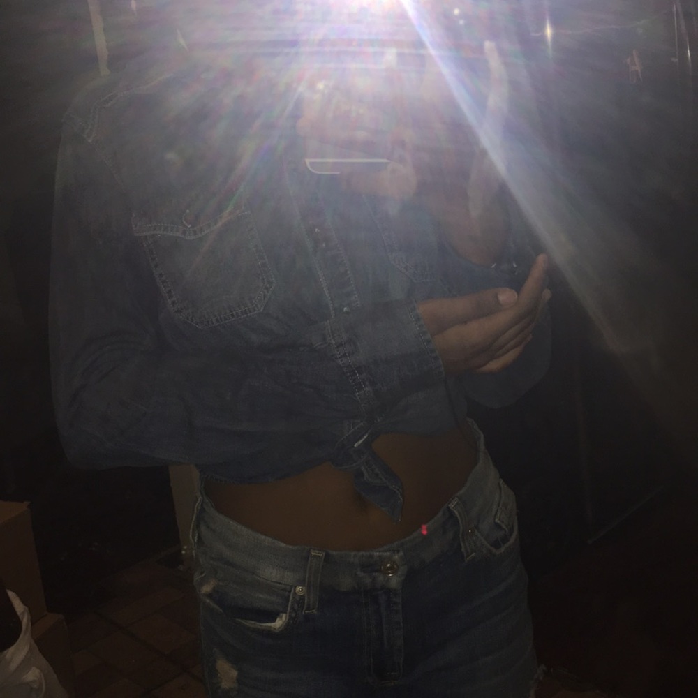 Jean blue button up tie shirt